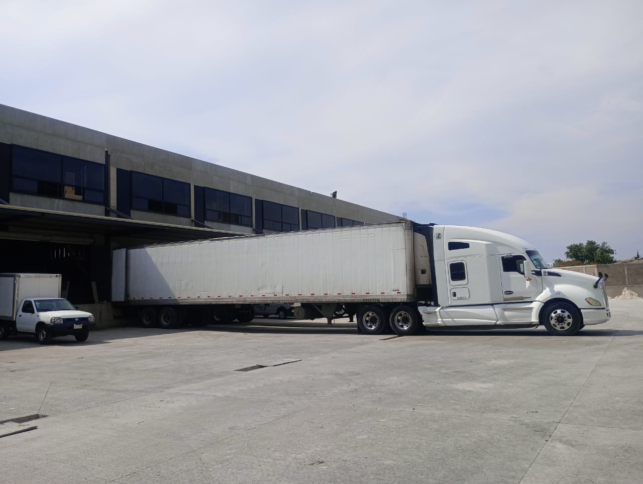 BODEGA EN VENTA EN LOMAS DE ZAPOPAN (5)A — foto 2