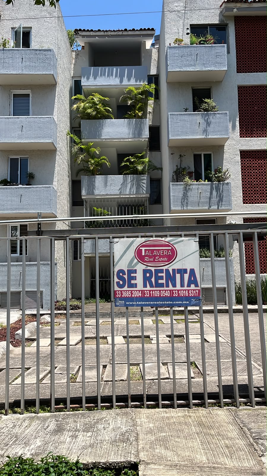 DEPARTAMENTO EN RENTA EN MONRAZ