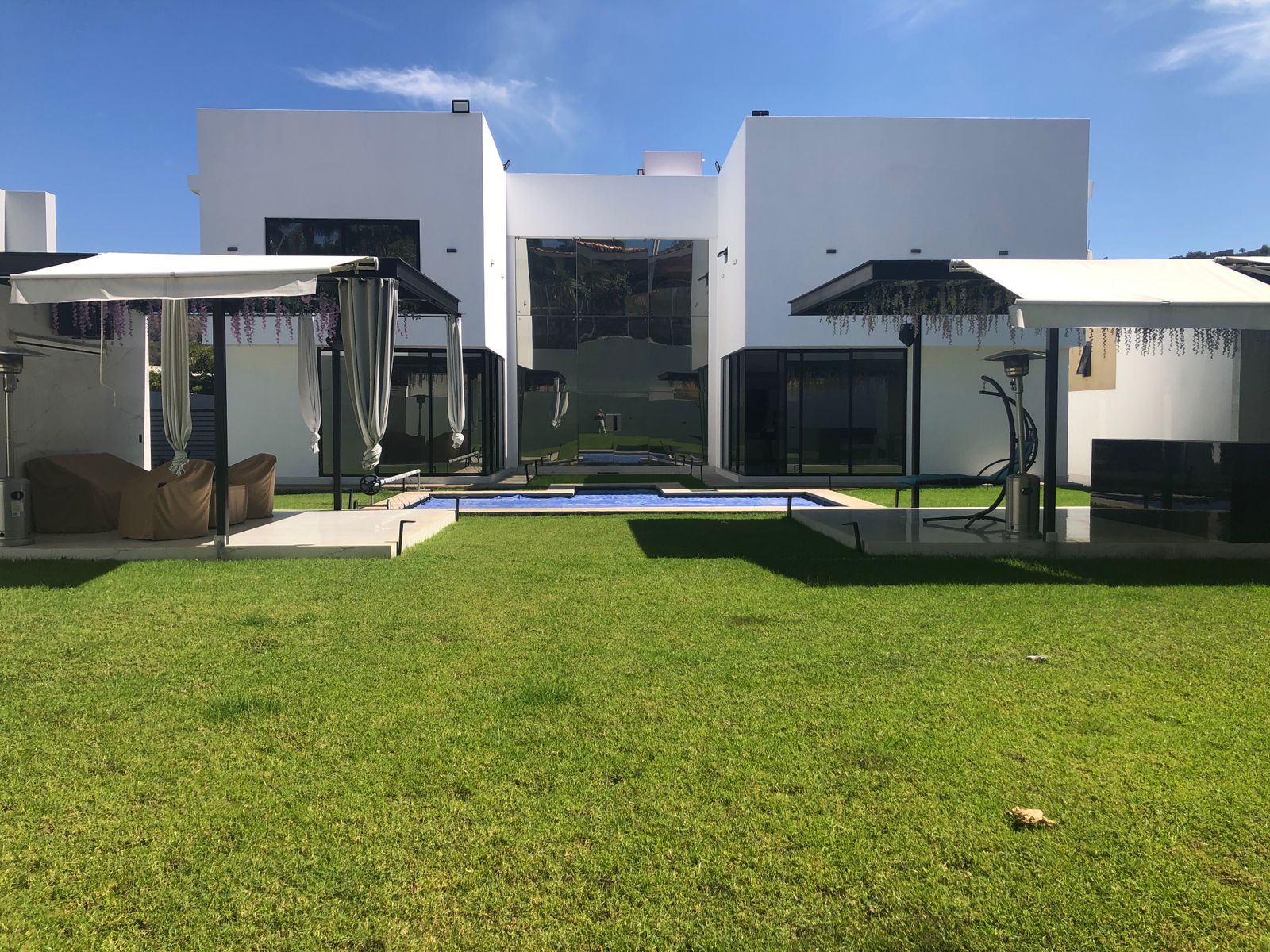 RESIDENCIA EN VENTA EN LAS CAÑADAS (2)RI — foto 3