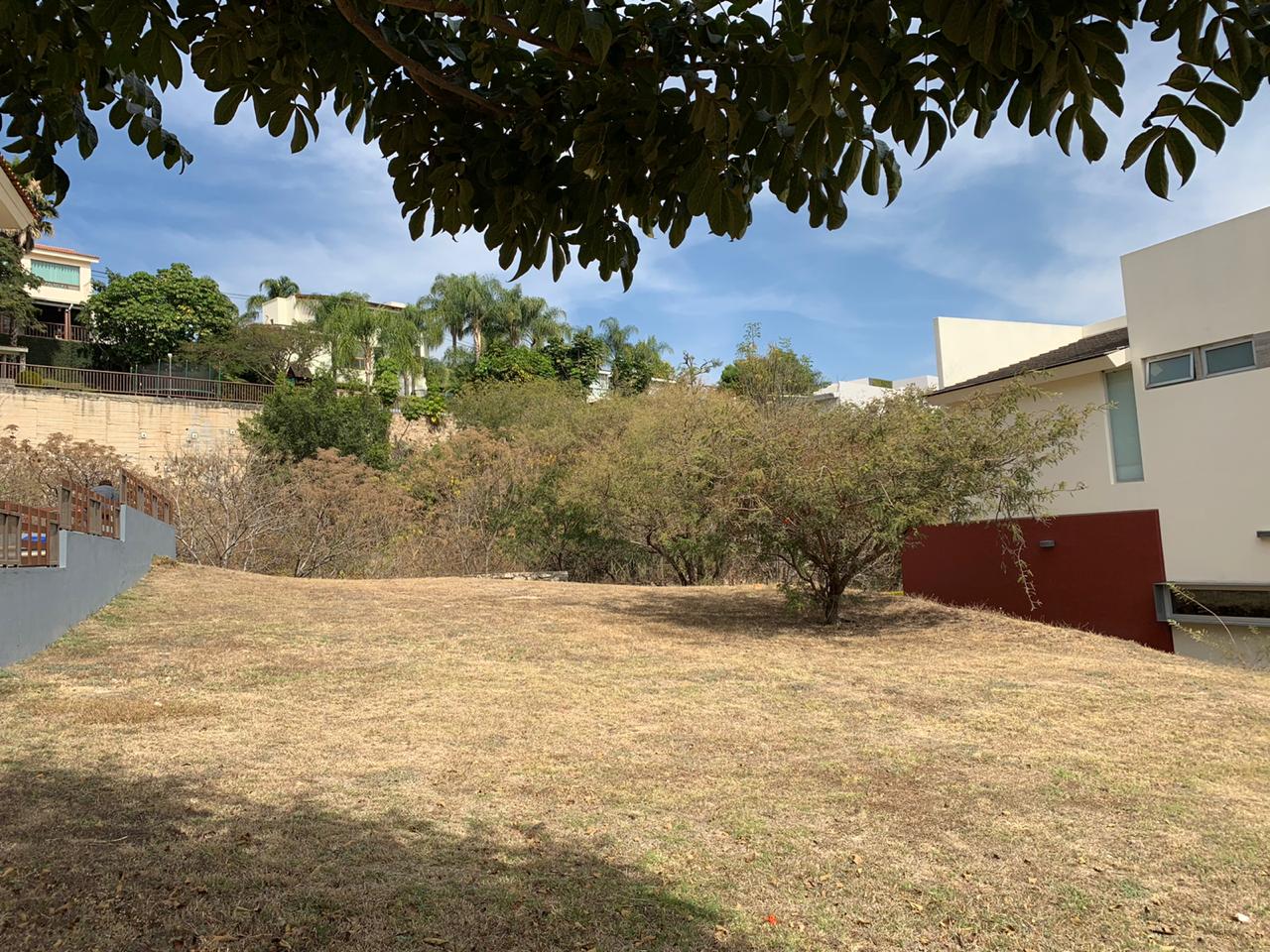 EXCELENTE TERRENO DENTRO DEL COTO LA PRADERA, LAS CAÑADAS (3)RO — foto 2