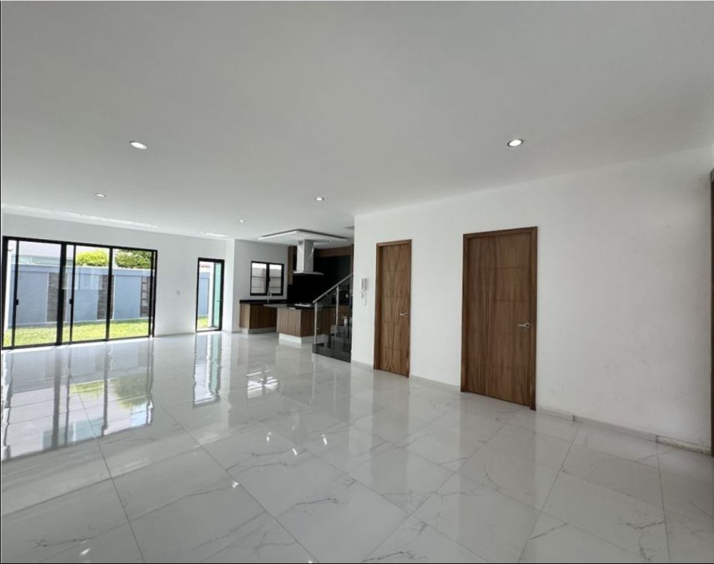 CASA EN VENTA EN VALLE IMPERIAL (3)RO — foto 2