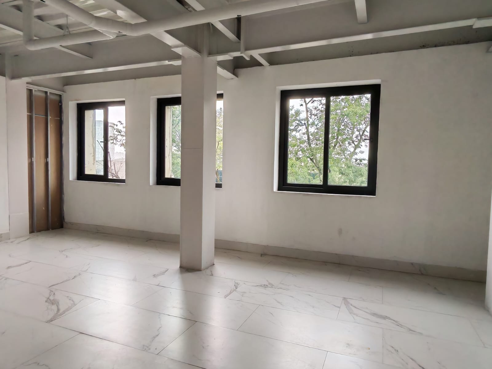 OFICINAS EN RENTA LADRON DE GUEVARA (P)