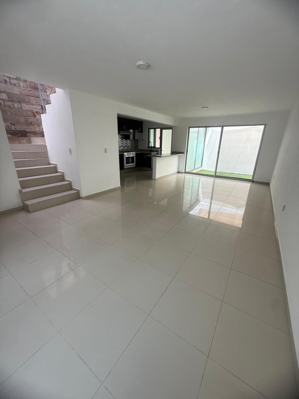 CASA EN VENTA EN LOS ALMENDROS (4)R — foto 2