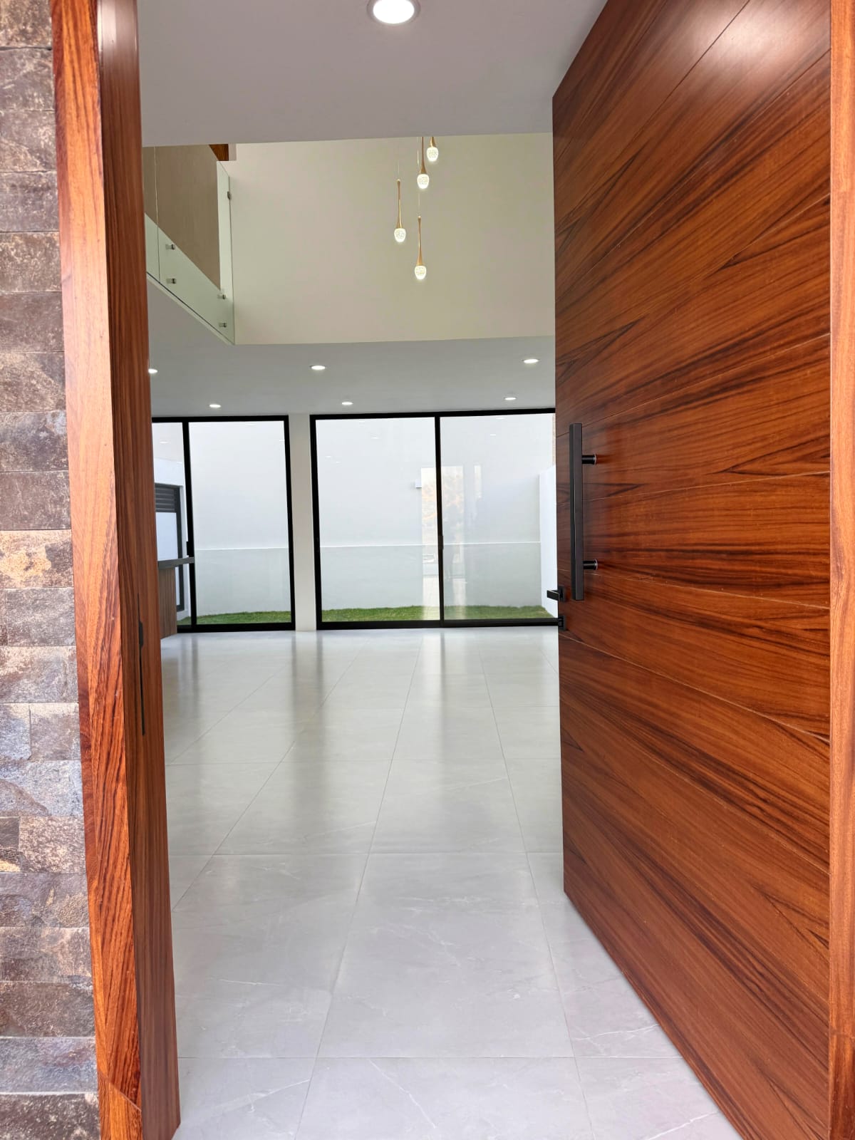 CASA EN RENTA EN CAPITAL NORTE (A) — foto 3